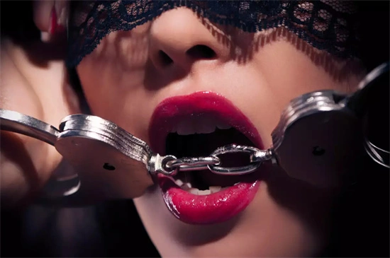 西檬之家圣水的秘密是什么?探索字母圈中的禁忌实践 一