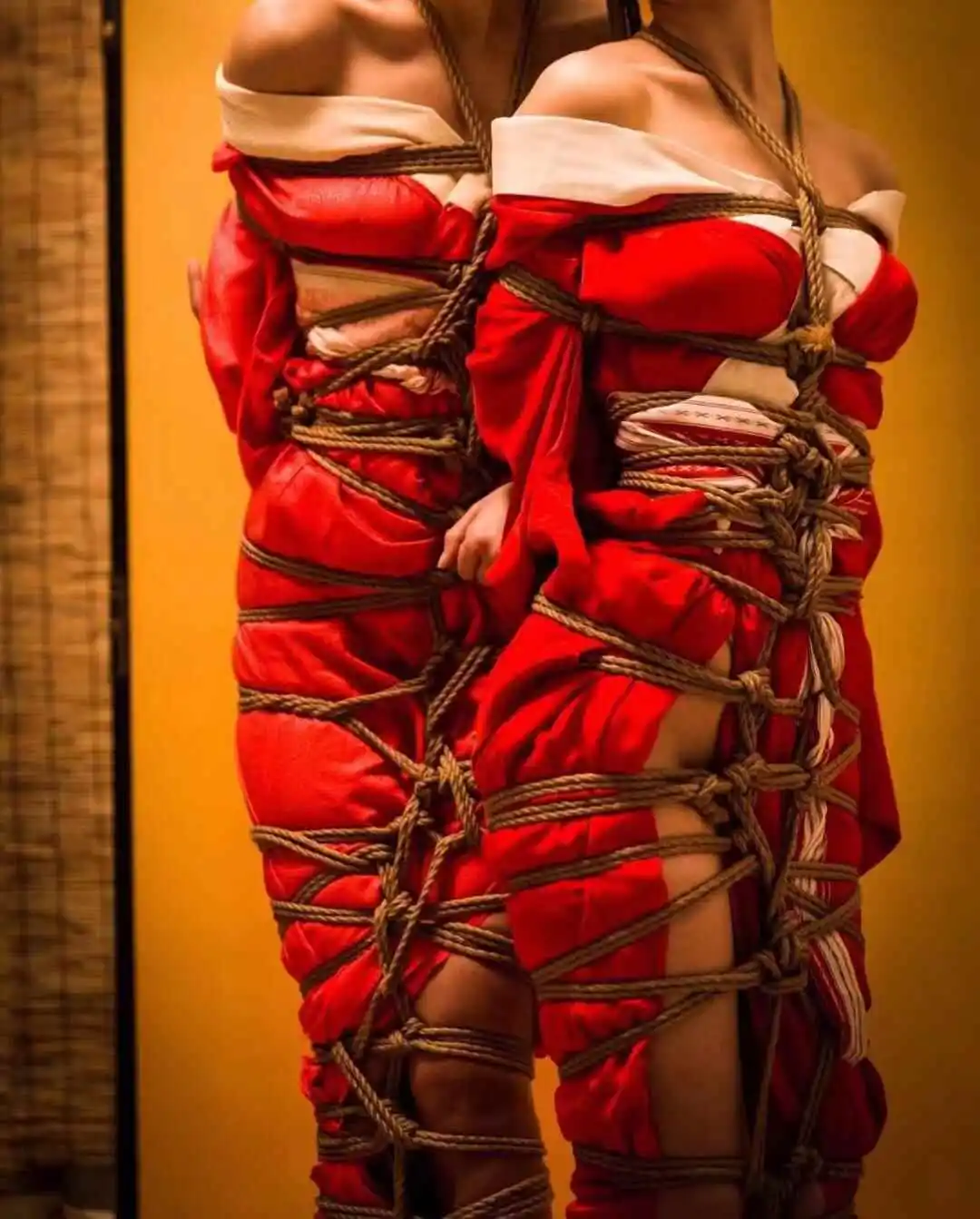西檬之家BDSM新手指南:S倾向如何安全入圈?详解SSC原则、Dom/sub角色与安全词设置,带你从认知到实践,建立信任与尊重 一